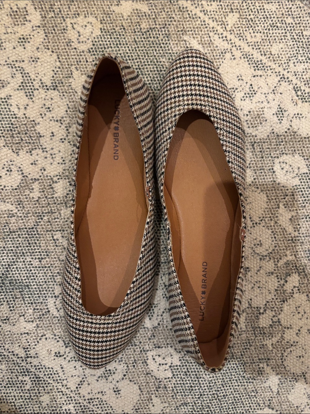 Lucky Brand Houndstooth Pointed-Toe Ballet Flats in Brown and Black